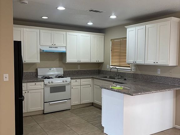 4th image of 22393 Little Beaver Rd