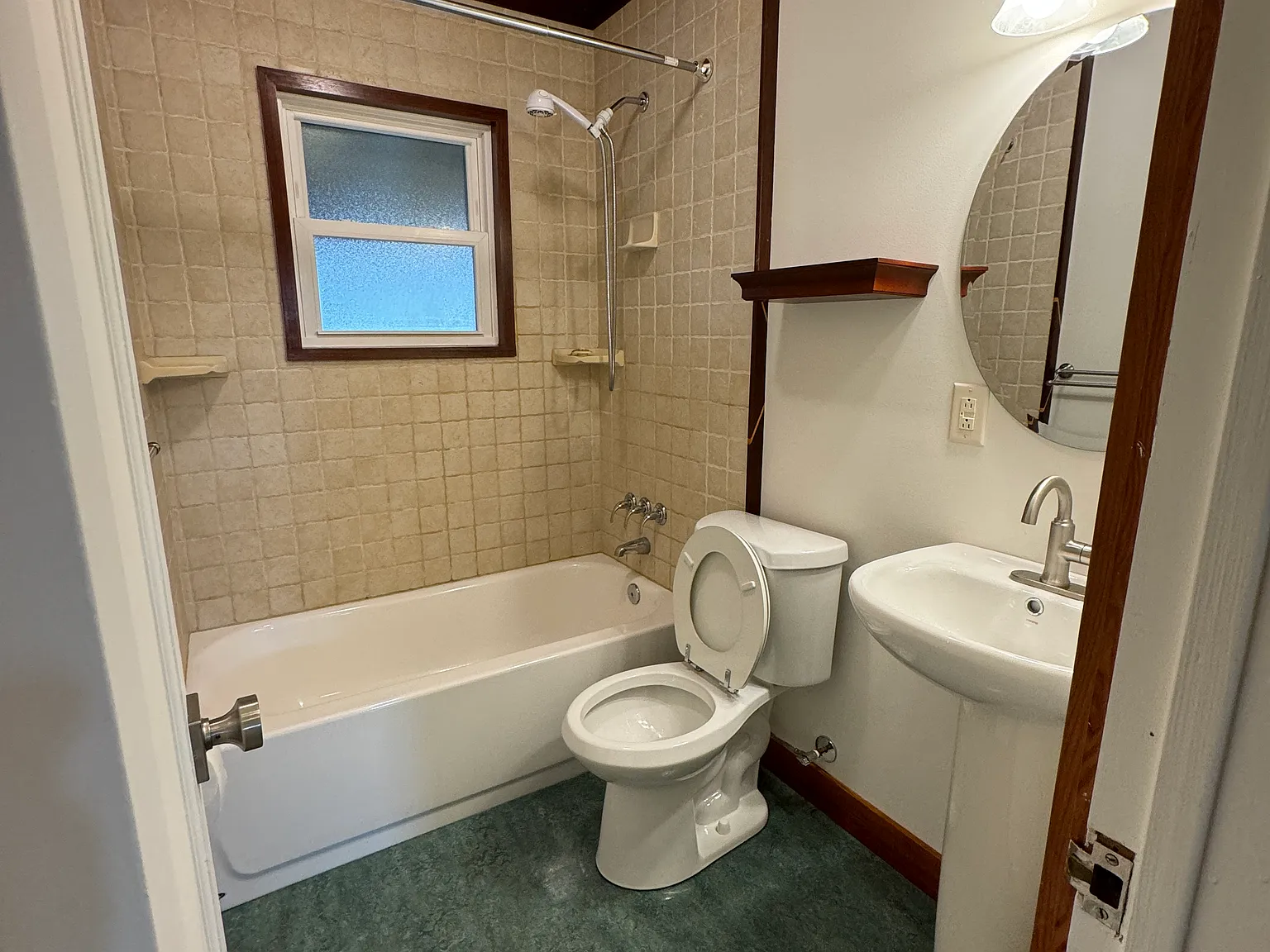 2 bed, 896 sqft, $2,500 — Photo 4