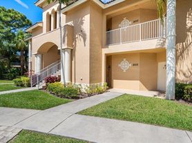 8032 Carnoustie Pl
