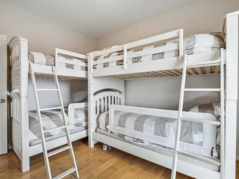 4015 Warchest Ct — Photo 25