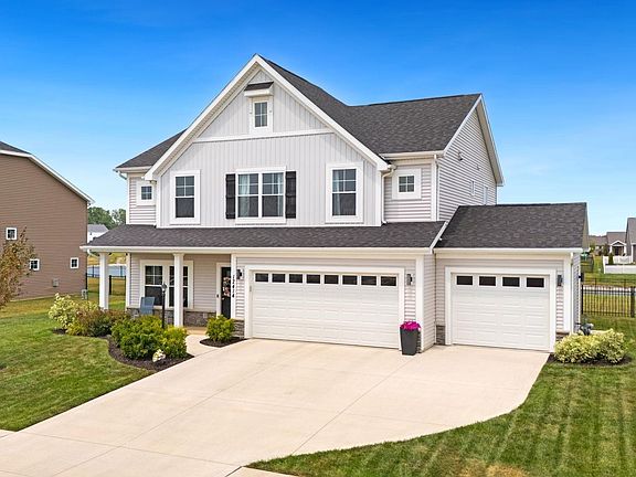 2nd image of 12414 Speranza Dr
