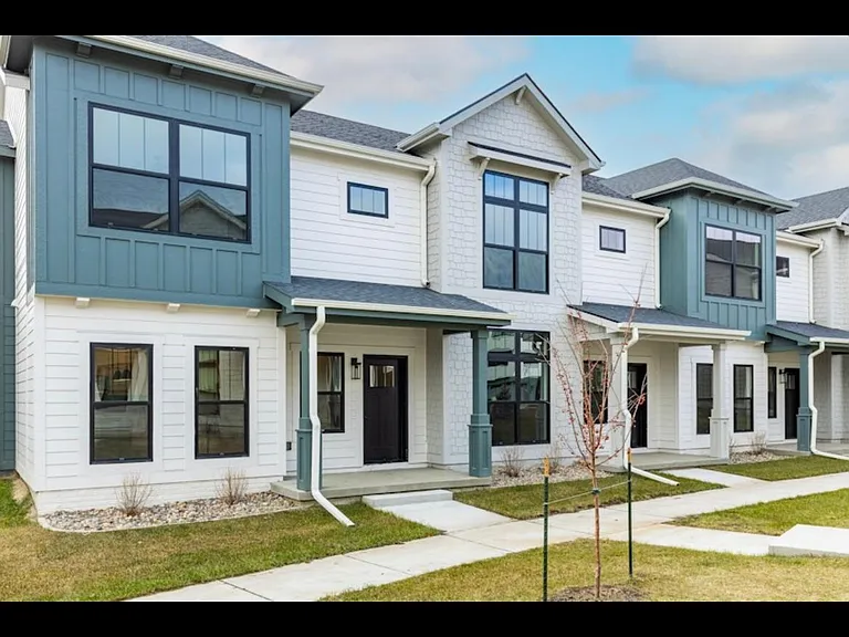 2724 SW 24th Ln — Photo 34