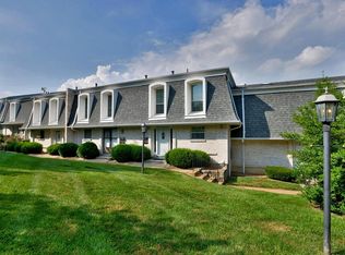4337 Chateau De Ville Dr, Saint Louis, MO 63129