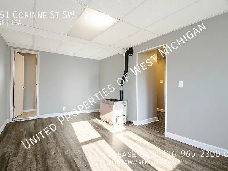 251 Corinne St SW #2 — Photo 5
