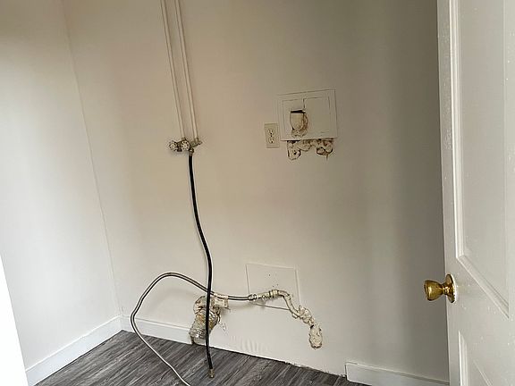 5th image of 19 Wall St APT 2
