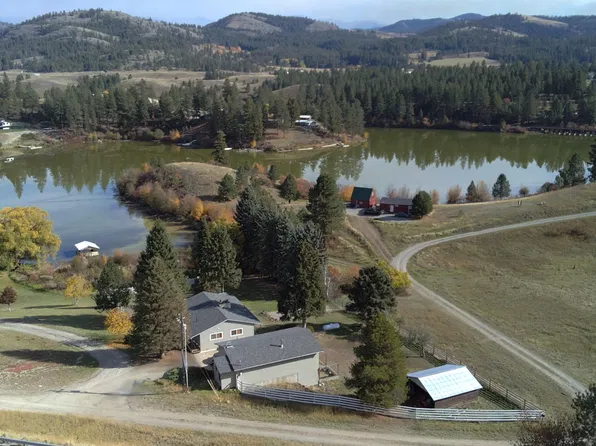 7 N Lake Ln, Republic, WA 99166