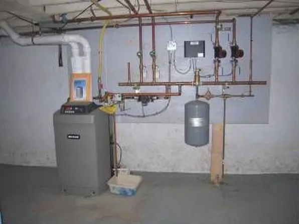 51 Academy St, Spencer, NY 14883