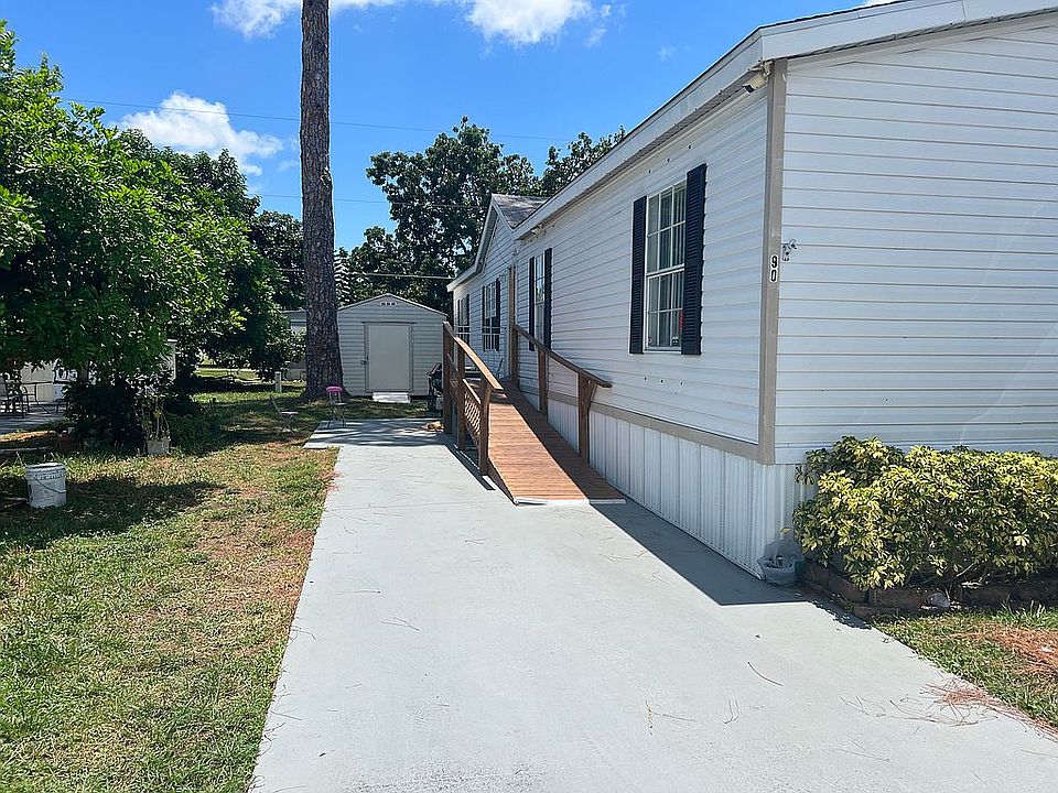 1st image of 90 Bridgette Blvd