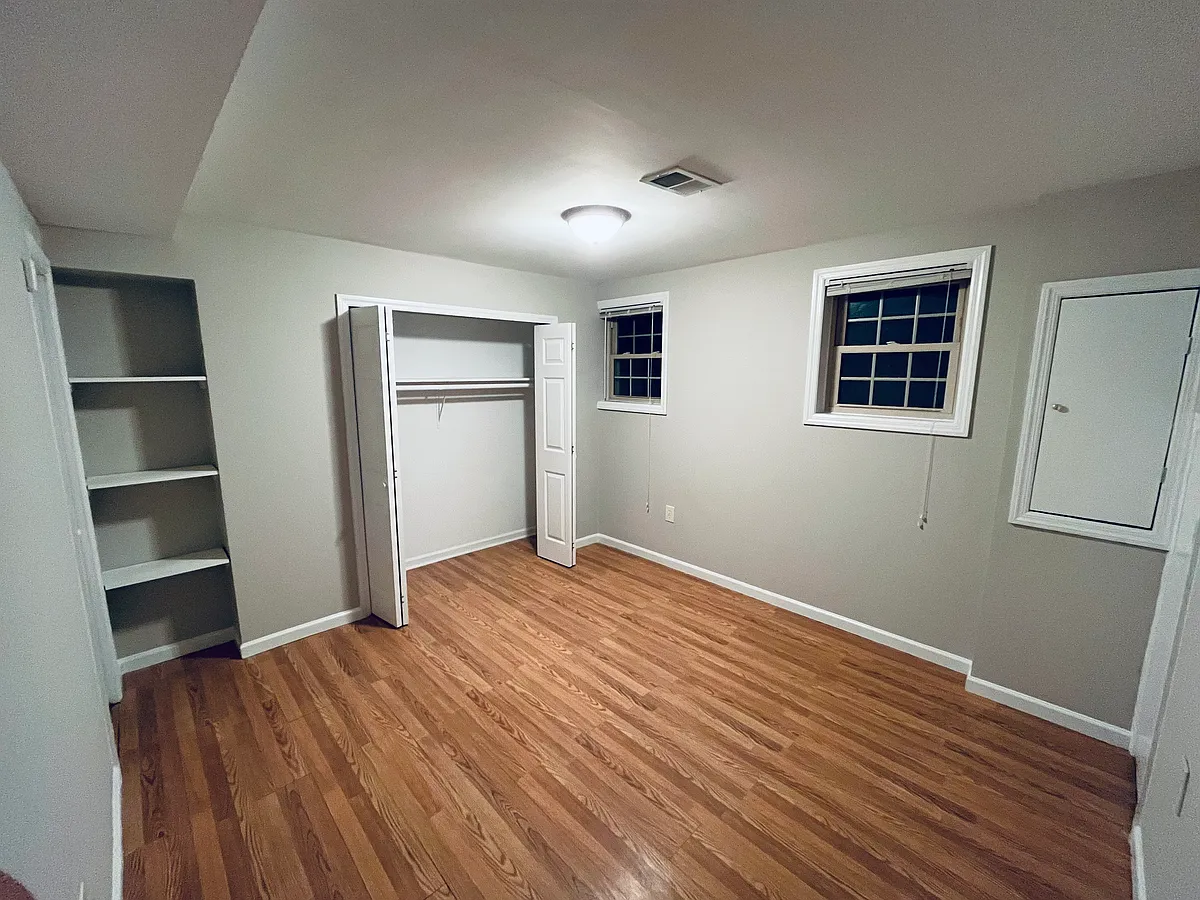 Bedroom - 9625 Lindenbrook St