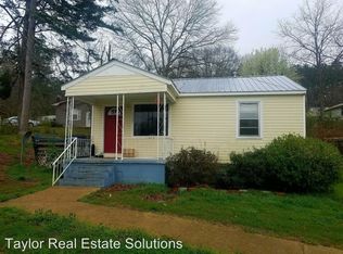 1223 Jacksonville St, Weaver, AL 36277