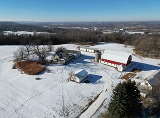 2601 Bluff Dr, Shakopee, MN 55379