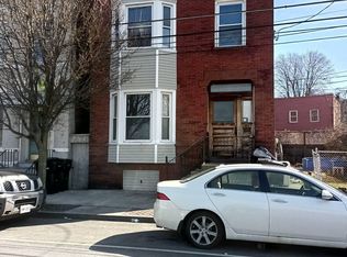 486 1st St, Troy, NY 12180