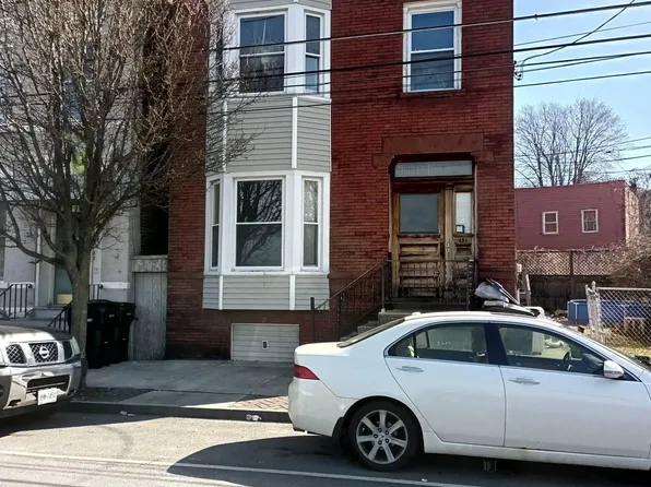 486 1st Street, Troy, NY 12180