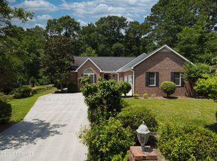 969 Oyster Pointe Dr, Sunset Beach, NC 28468