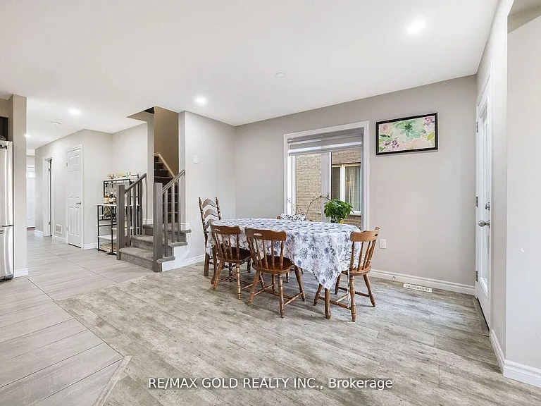 1357 Calais Dr — Photo 6