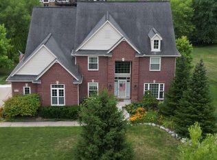 3681 High Grove Way, Lake Orion, MI 48360
