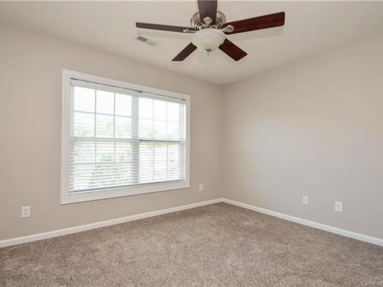 16022 Prescott Hill Ave — Photo 14