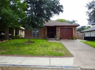 1211 Brown Dr, Laredo, TX 78045