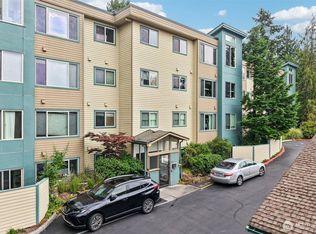 2222 NE 92nd St APT 208, Seattle, WA 98115