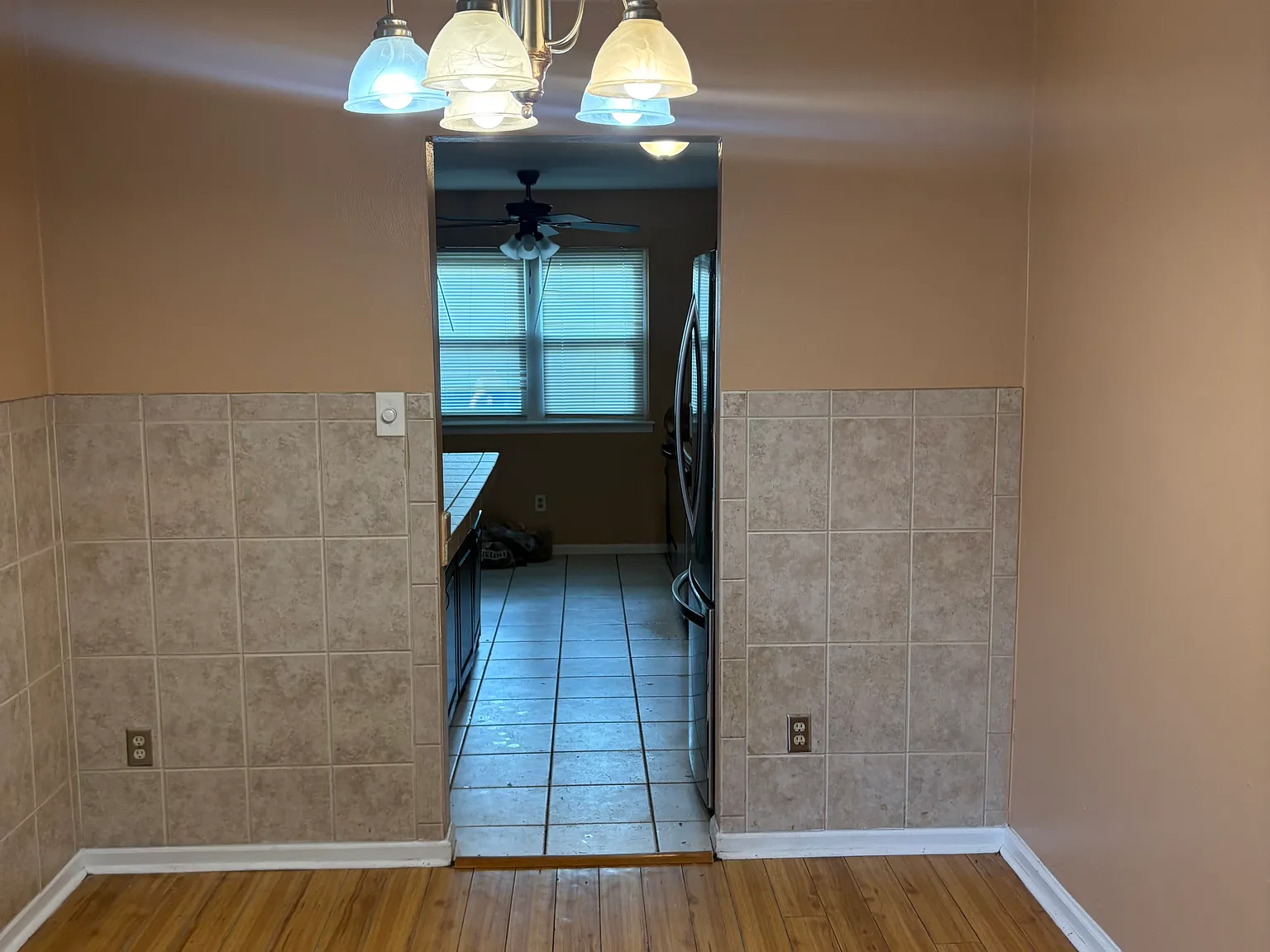 3 bed, 1.5 bath, 1440 sqft, $1,850 — Photo 4