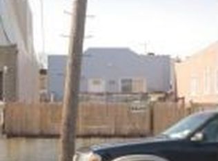 6625 Clinton Ave, Maspeth, NY 11378