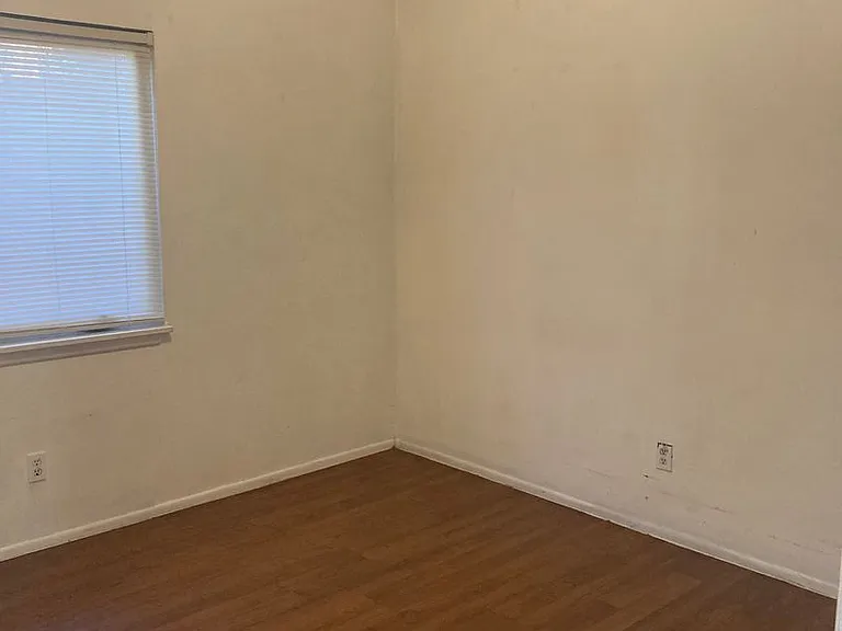 406 Griffin St #A — Photo 17