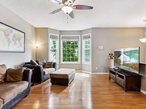 415 2nd St NE, Hopkins, MN 55343