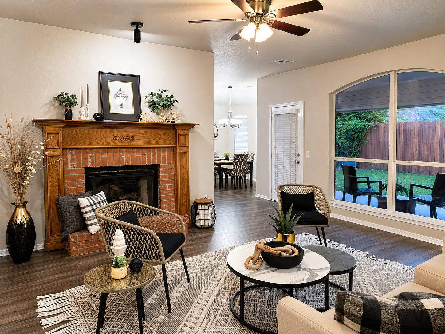 3 bed, 1621 sqft, $1,650 — Photo 1
