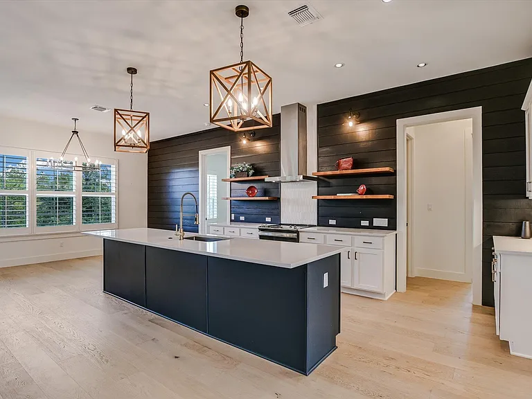 935 Wesley Ridge Dr — Photo 15
