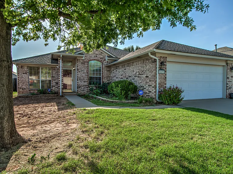 16232 Seminole Dr — Photo 39