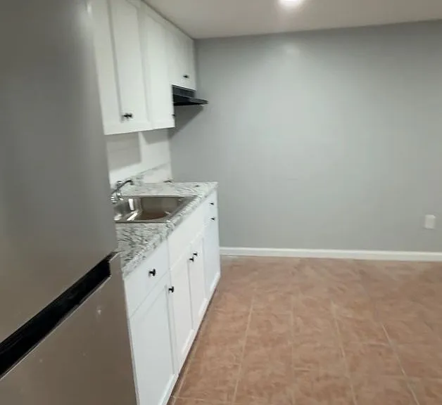 2706 E Federal St — Photo 22
