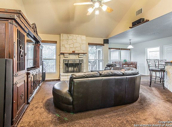 4th image of 411 Sparkling Springs Dr