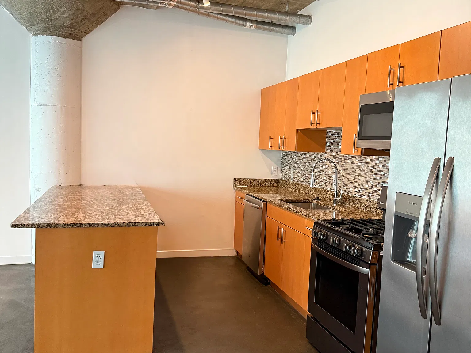 101 N 12th St — Photo 3