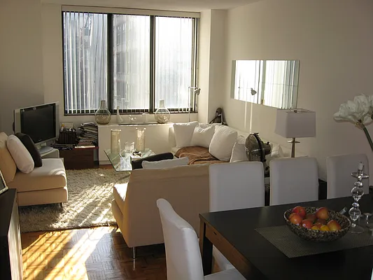 Rented by Newell and Assoc. | media 1