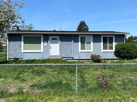 2nd image of 223 173rd St E