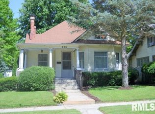 134 Park St, Jacksonville, IL 62650