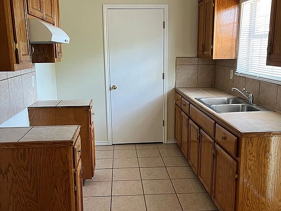 4th image of 2026 Vista Verde Cir E #8