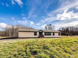 121 Honeymoon Ln, Sequim, WA 98382