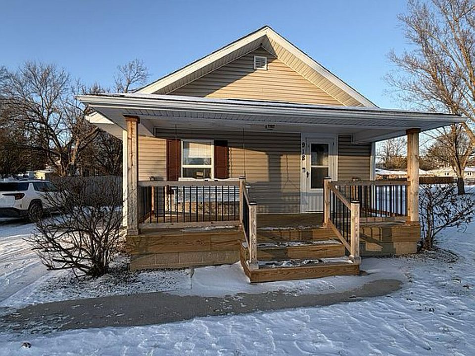 1st image of 918 Park St