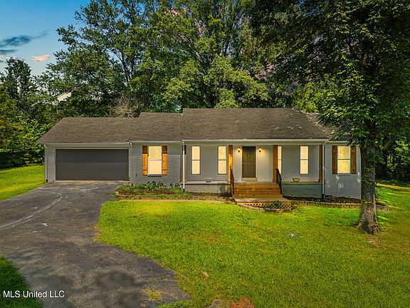 2nd image of 6822 Angie Dr