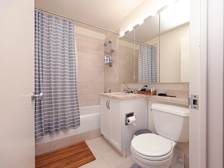 250 E 30th St #9A — Photo 6