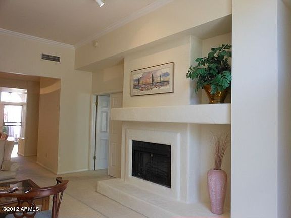 4th image of 4015 N 78th St Unit 142