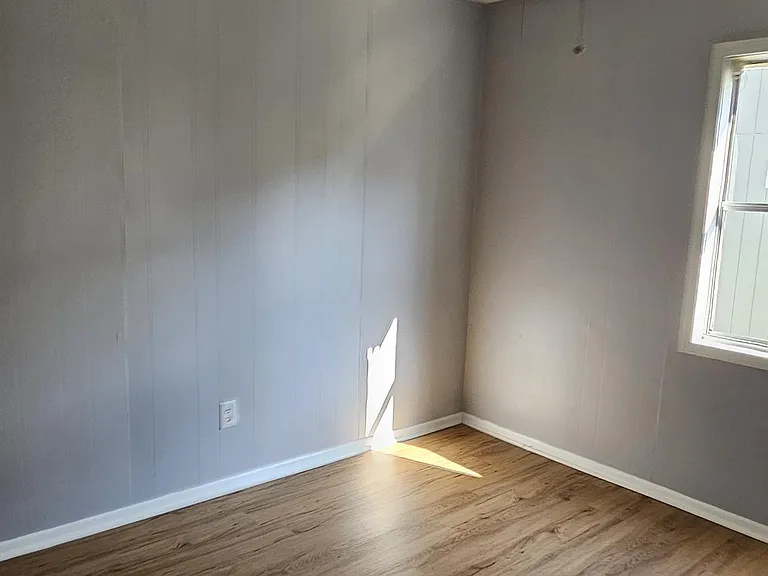 212 N Dogwood Dr — Photo 2