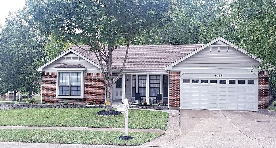 1st image of 4088 Del Lago Dr