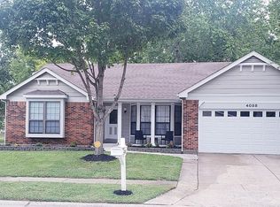 4088 Del Lago Dr, Florissant, MO