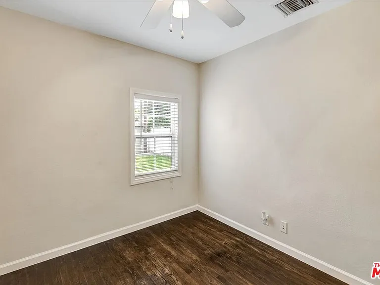 6200 Jamieson Ave — Photo 26