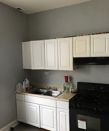 5th image of 5017 S Marshfield Ave