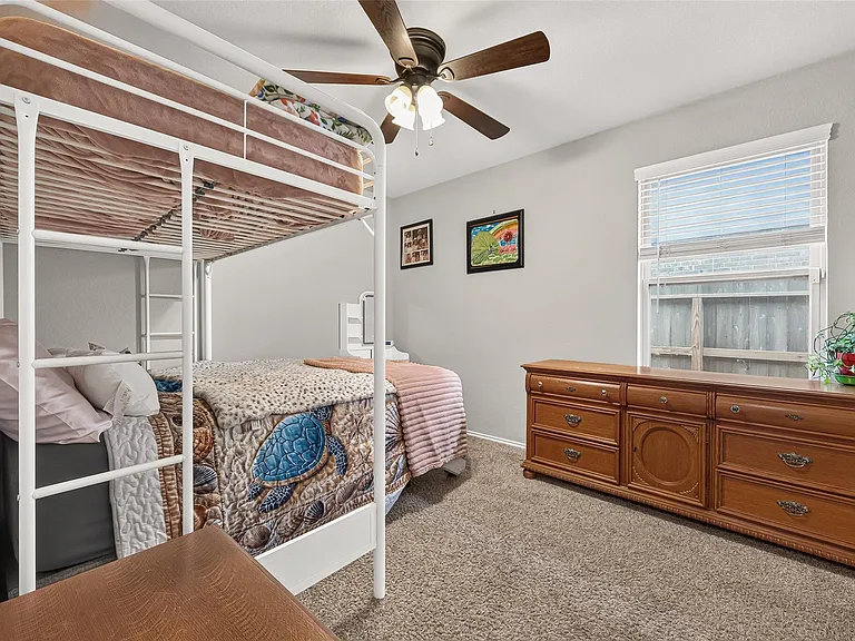 811 Petunia Falls Ln — Photo 34