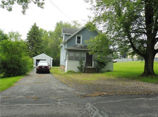 108 Pleasant Beach Rd, Syracuse, NY 13209