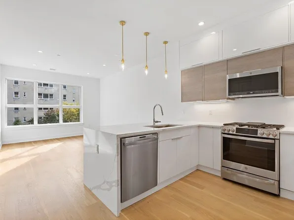 6025 Blvd East image 1 of 17